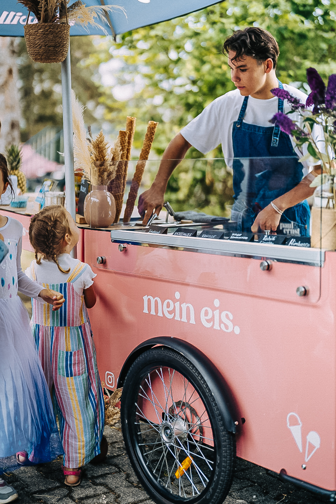 Eisfahrrad mieten mobile eistheke sommerfest catering handgemachtes eis