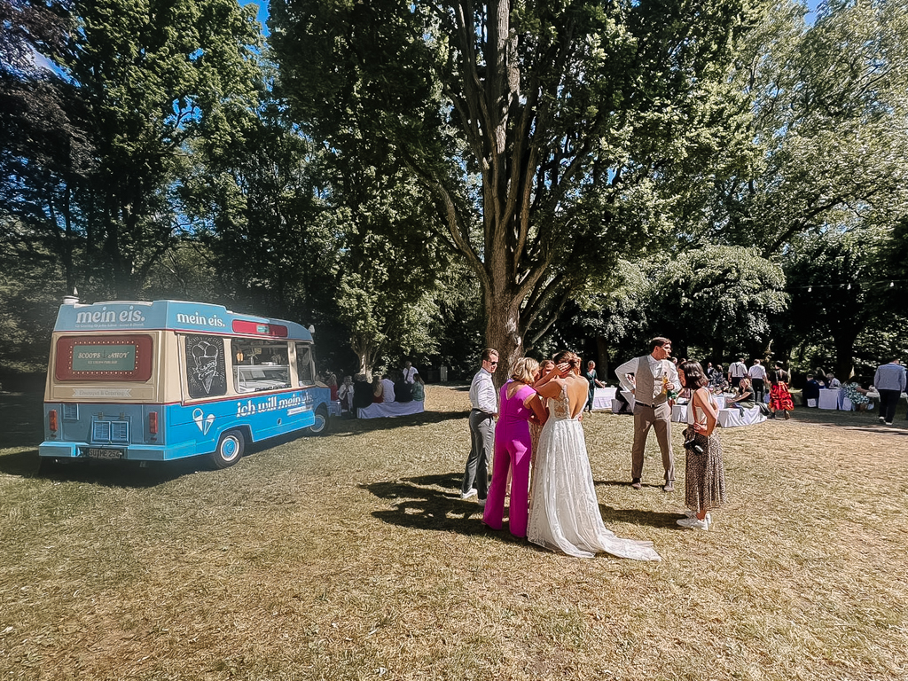 Eis Catering Firmenveranstaltung Eiswagen Mein Eis Oldtimer Speiseeis Köln Bonn Düsseldorf