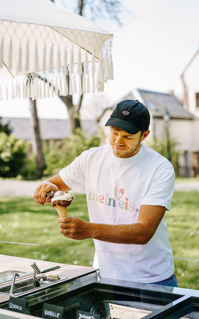 Eisfahrrad mieten mobile eistheke sommerfest catering handgemachtes eis